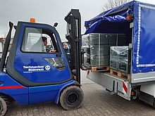 Vorbereitung: Anlieferung zusätzlicher Thermoporten aus Mönchengladbach (Foto: THW/M.Wolfram)